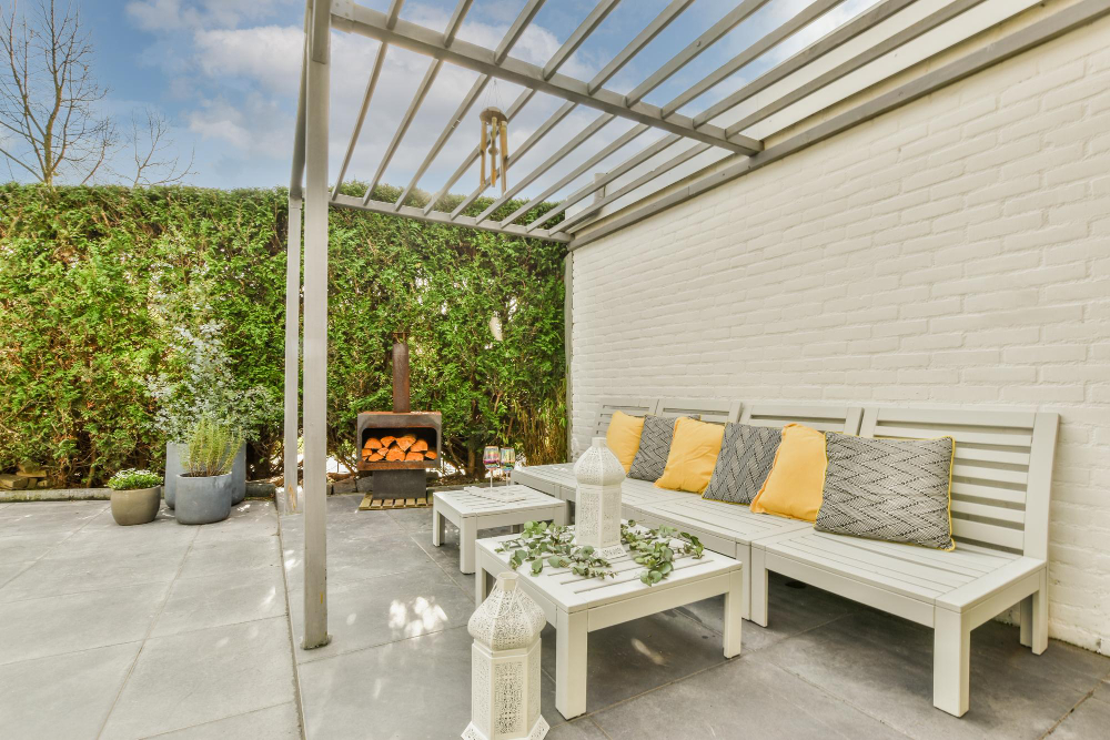 Compelling Reasons to Renovate Your Outdoor Living Space